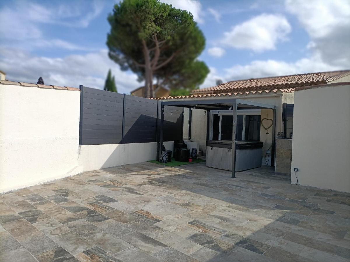 Bulle D'Evasion Bed & Breakfast Trebes Exterior photo